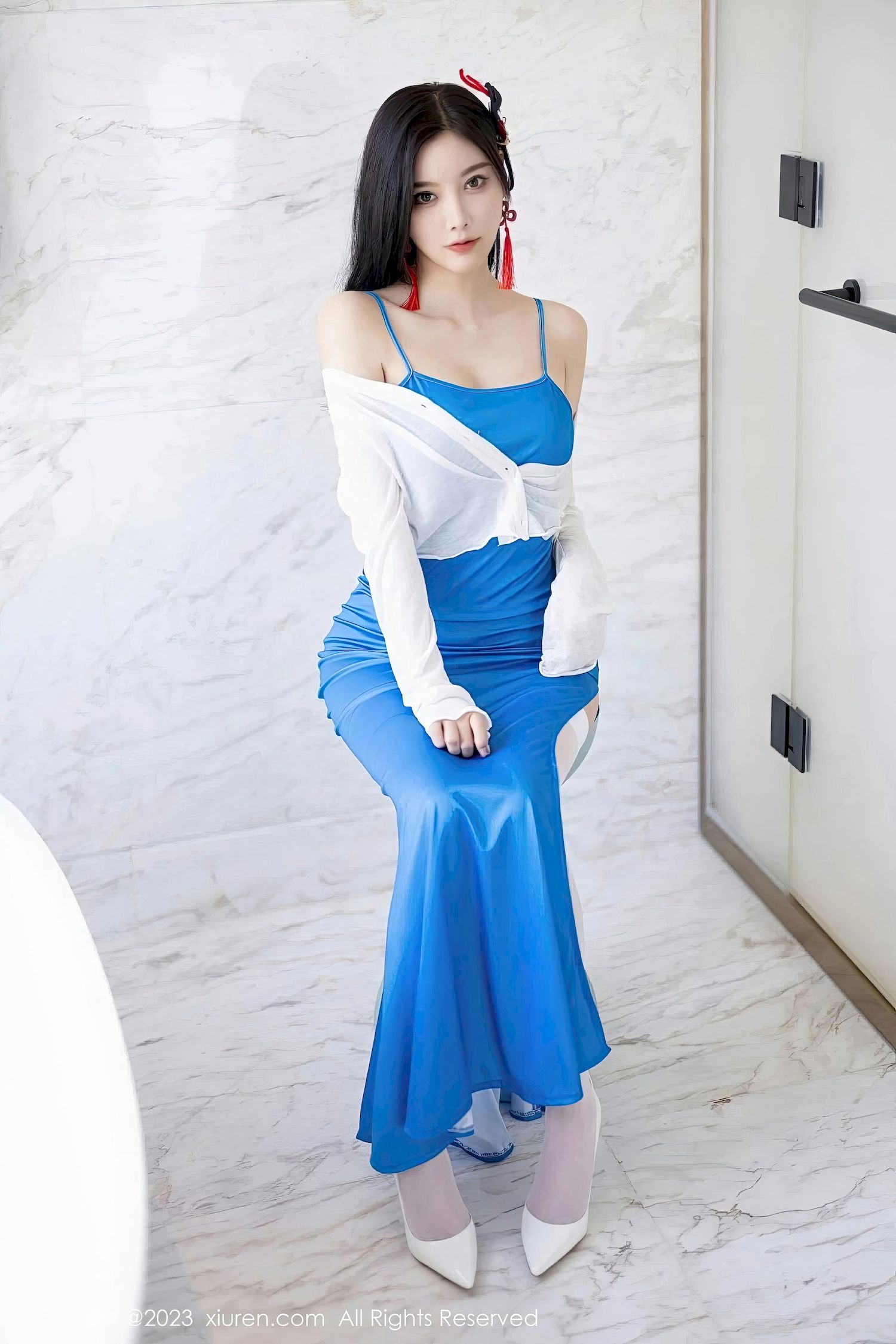 杨晨晨Yome - 白色上衣+蓝色长裙安吉旅拍