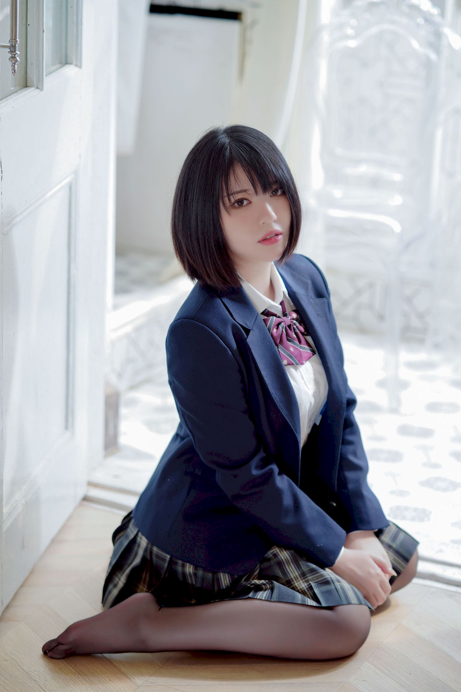 半半子_黑丝JK制服彼女の主题性感写真