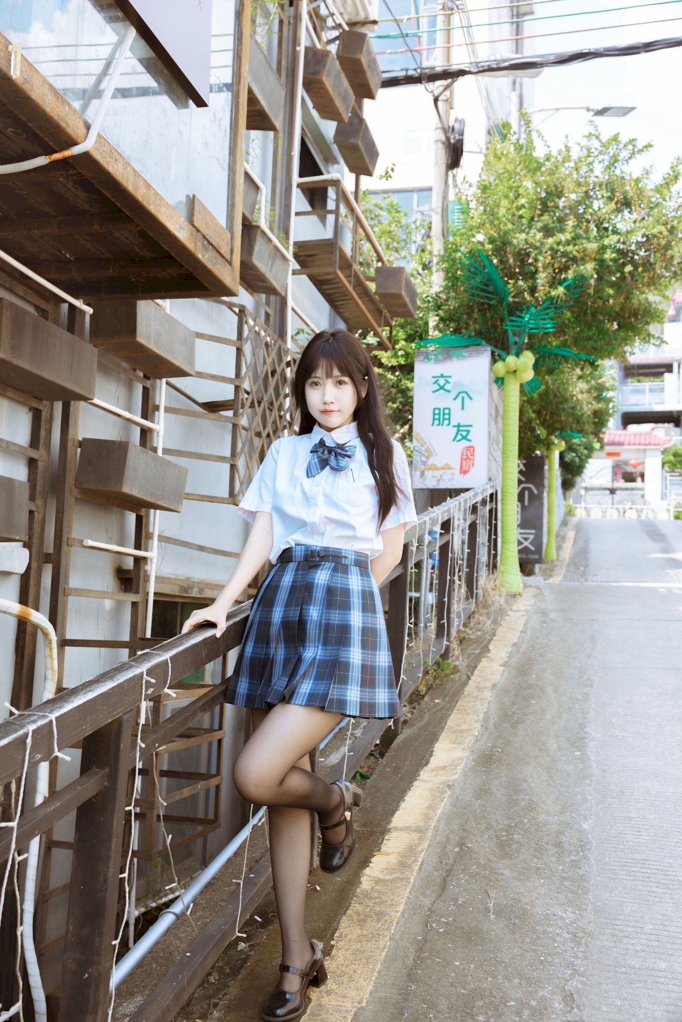 不呆猫学生装+JK制服妩媚写真