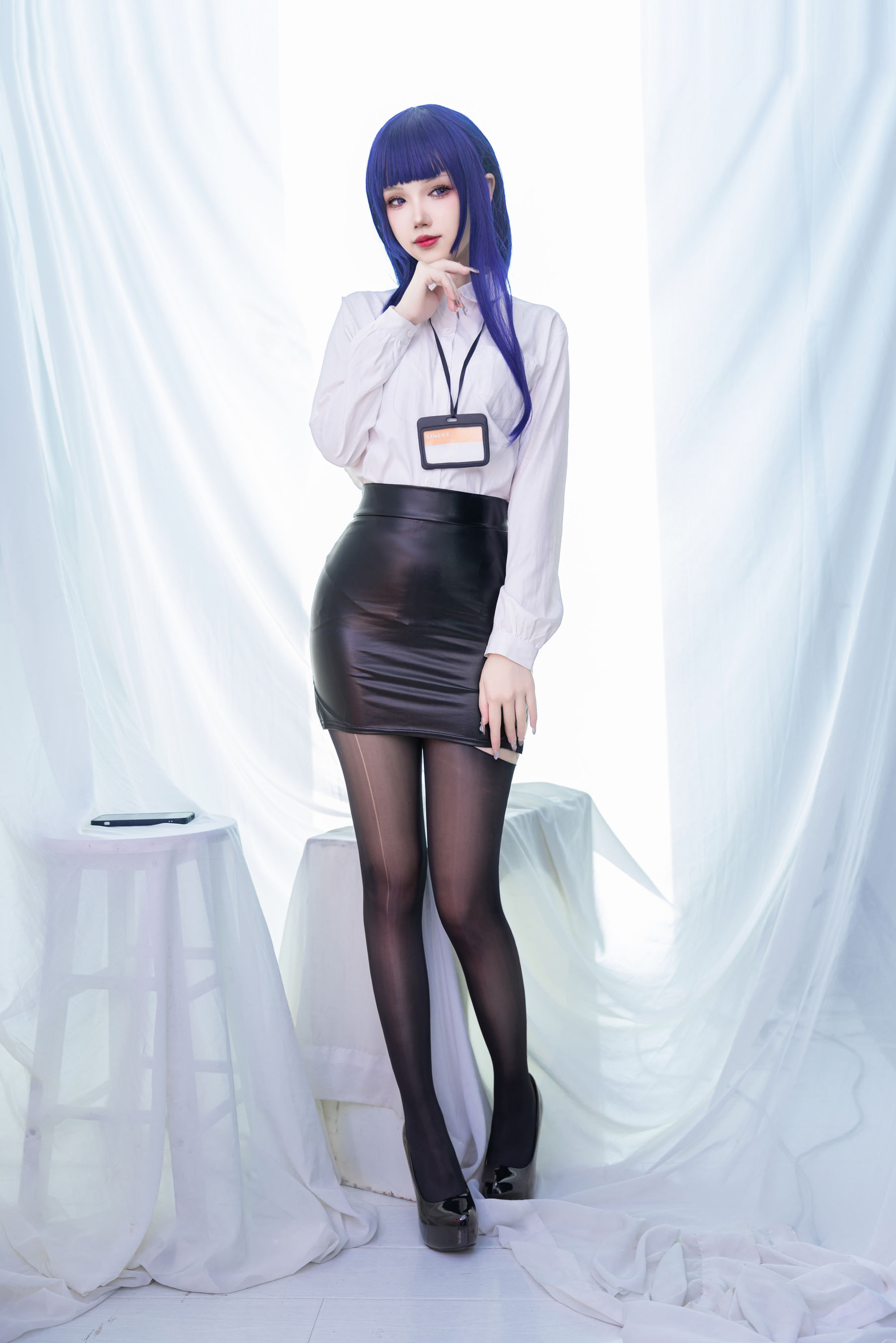 雪晴Astra白衬衫黑色短皮裙COS雷电将军