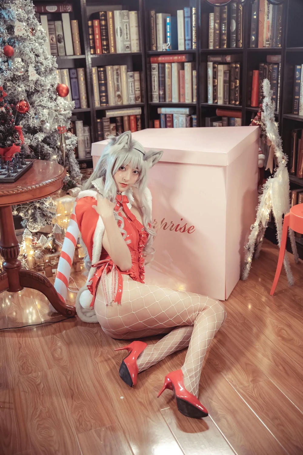 隼隼子 刺青Poi Luisa_零紗 馴鹿與狼【40P】 – COSPLAY-御萝部落