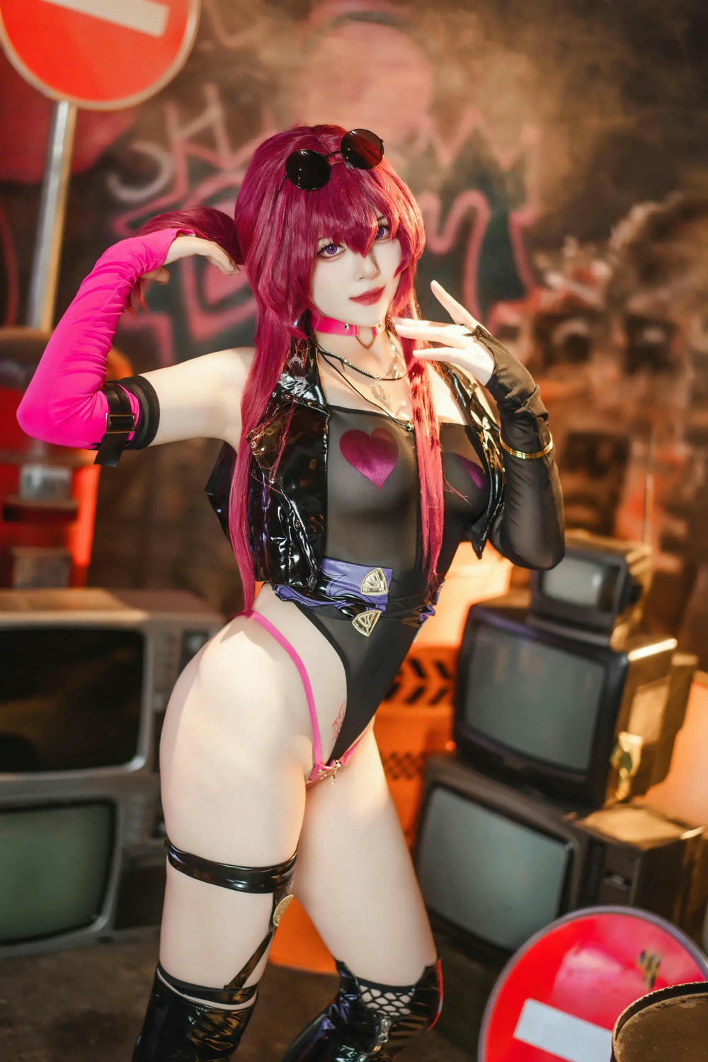 图片[17]-Natsuko夏夏子 崩壞·星穹鐵道 卡芙卡 朋克同人【60P】 – COSPLAY-御萝部落