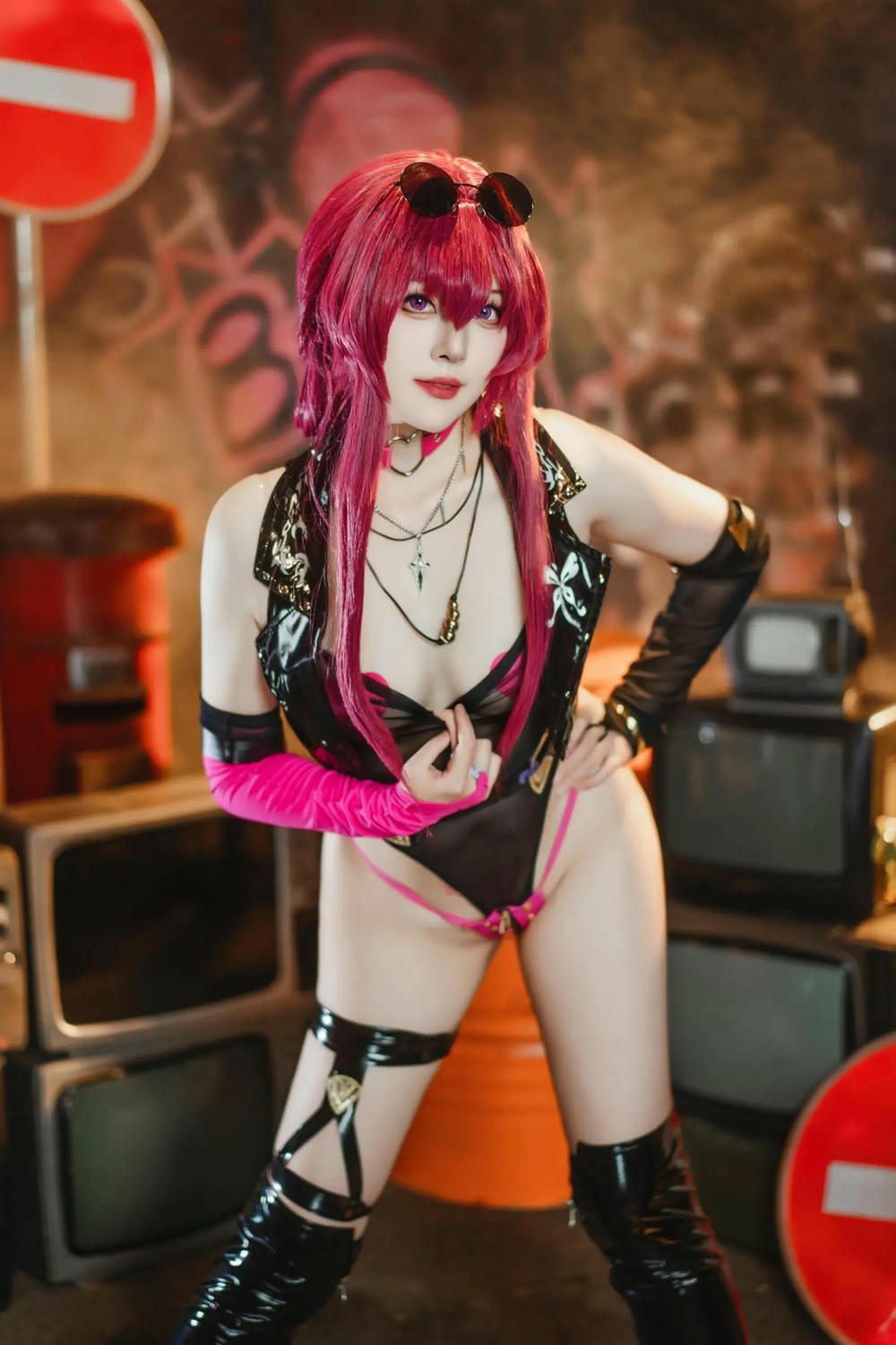 图片[24]-Natsuko夏夏子 崩壞·星穹鐵道 卡芙卡 朋克同人【60P】 – COSPLAY-御萝部落