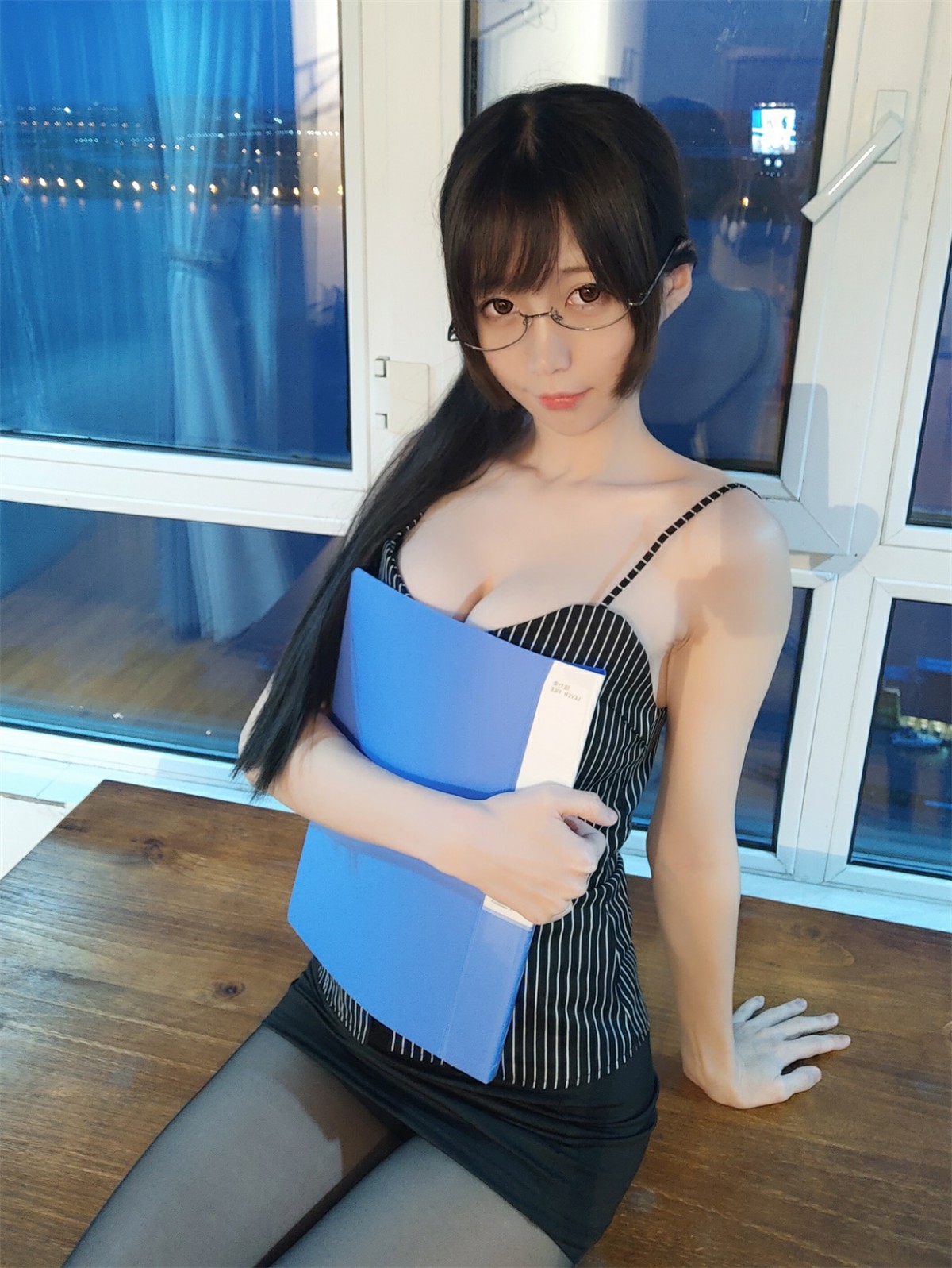 [Cosplay]NAGISA魔物喵–自摄系列 NO.001 专属秘书 - COSPLAY-御萝部落